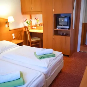 3* Panzió Korona Panzió